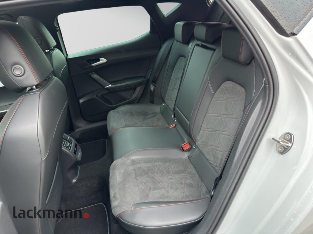 Seat Leon Exposé-Bild 9