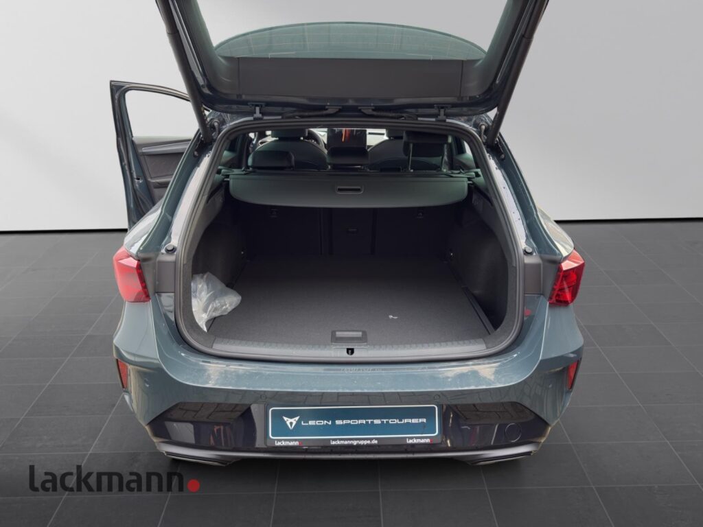 Cupra Leon Exposé-Bild 7