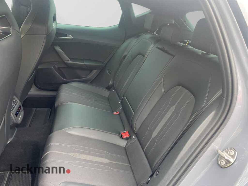 Cupra Leon Exposé-Bild 8