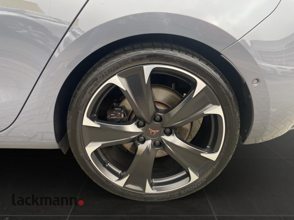 Cupra Leon Exposé-Bild 14