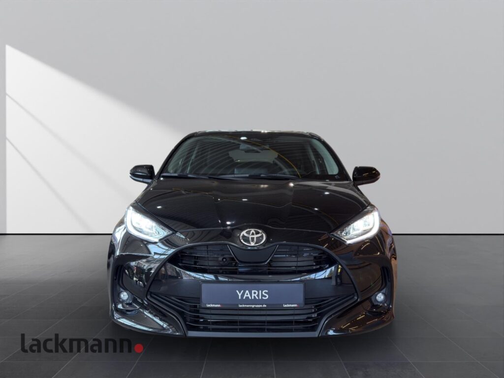 Toyota Yaris Exposé-Bild 6
