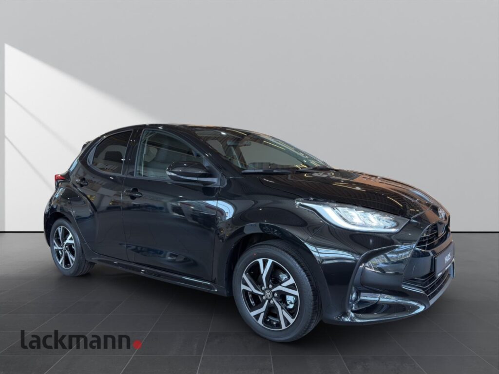 Toyota Yaris Exposé-Bild 7