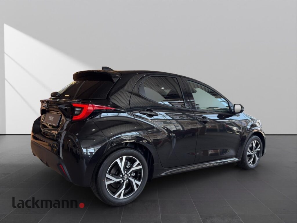Toyota Yaris Exposé-Bild 5