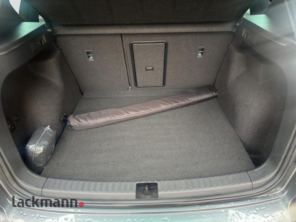 Cupra Ateca Exposé-Bild 7