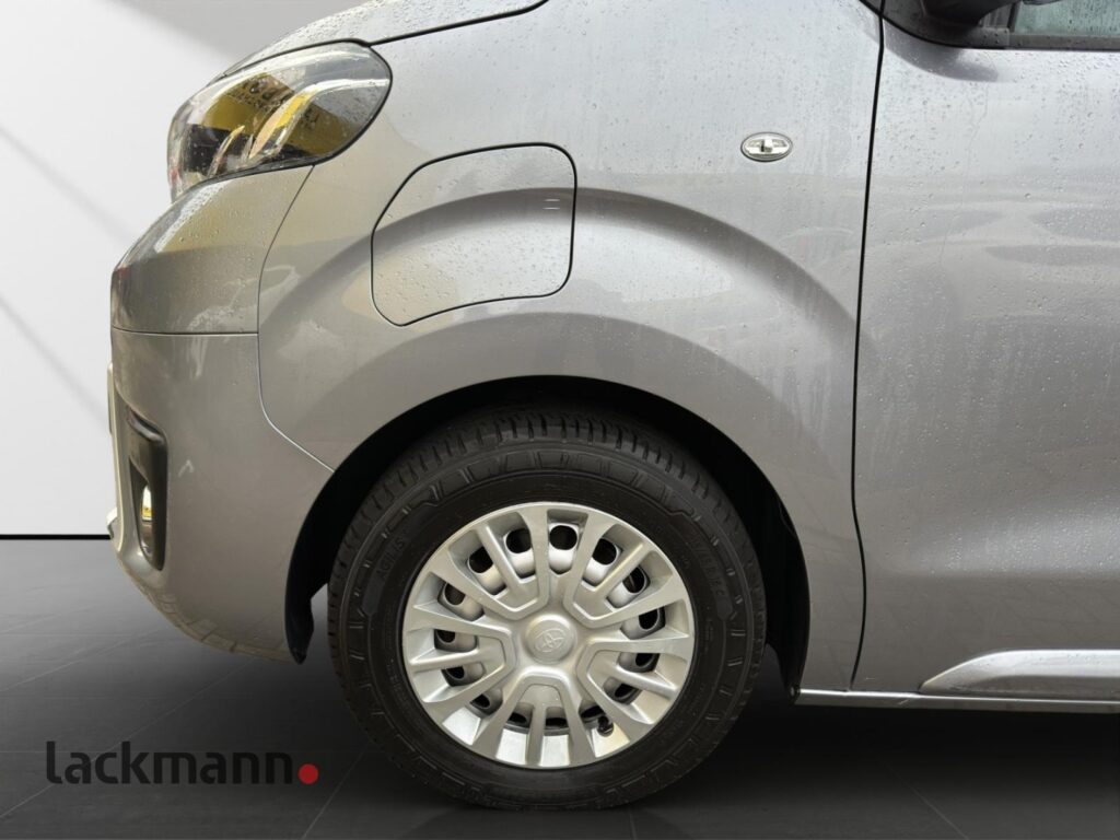Toyota Proace Exposé-Bild 11
