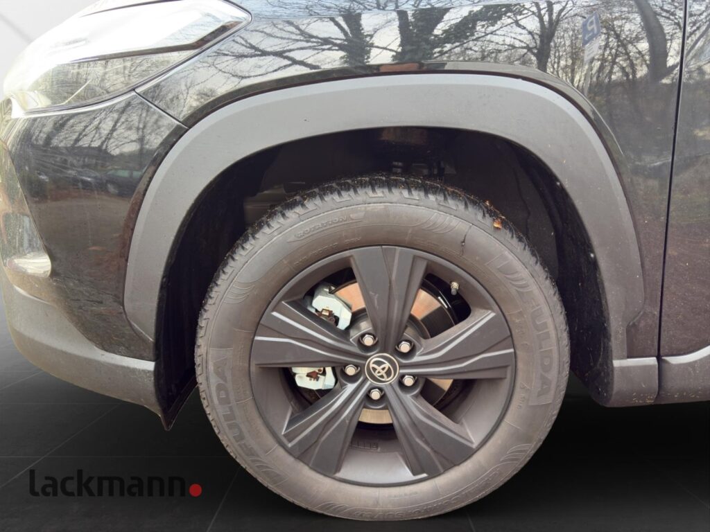 Toyota Corolla Cross Exposé-Bild 11