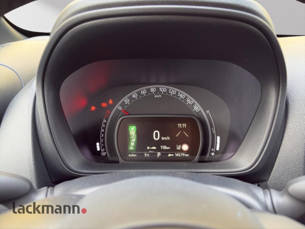 Toyota Aygo X Exposé-Bild 14