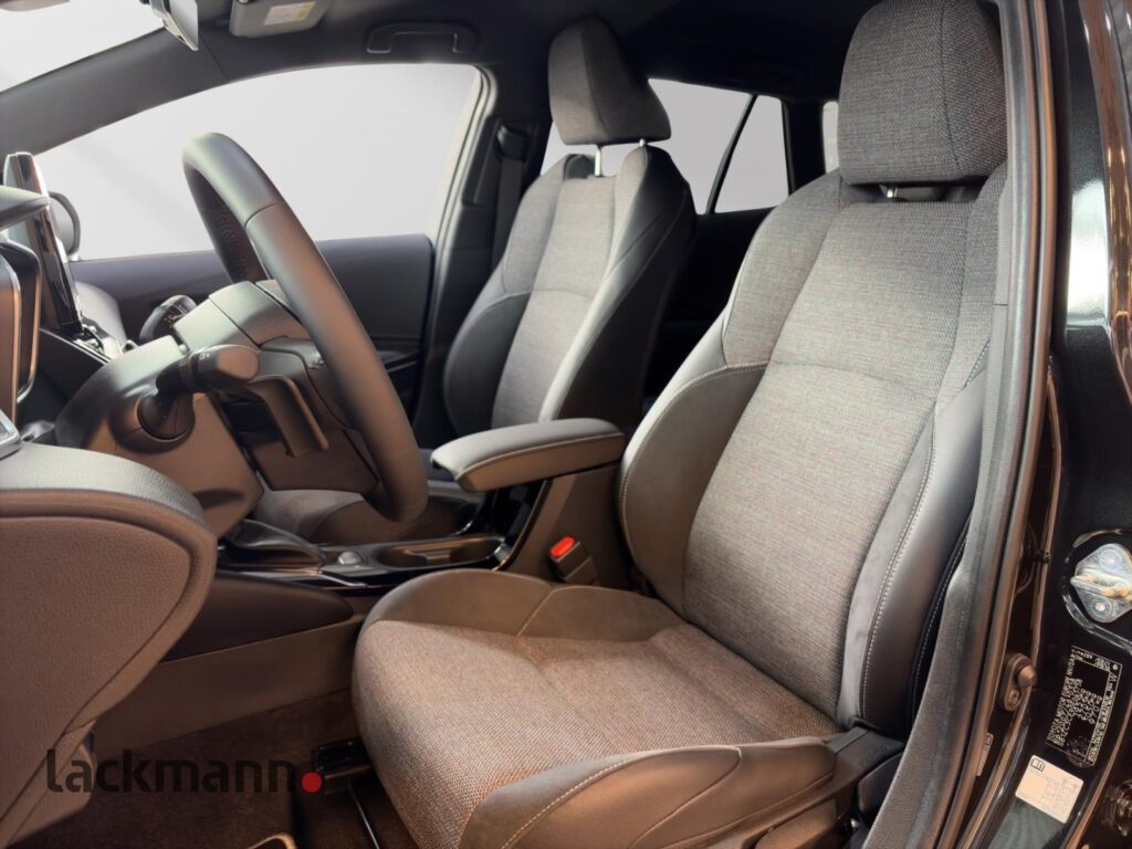 Toyota Corolla Exposé-Bild 8