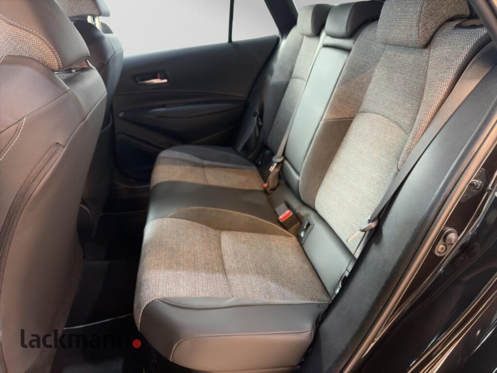 Toyota Corolla Exposé-Bild 9