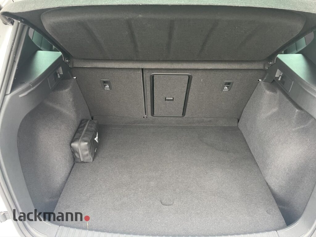 Cupra Ateca Exposé-Bild 8