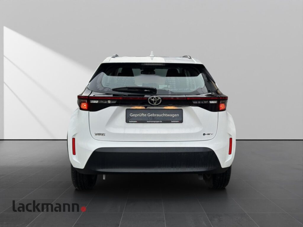 Toyota Yaris Cross Exposé-Bild 6