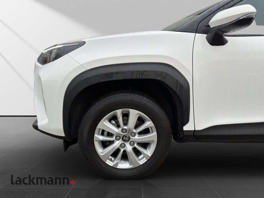 Toyota Yaris Cross Exposé-Bild 11