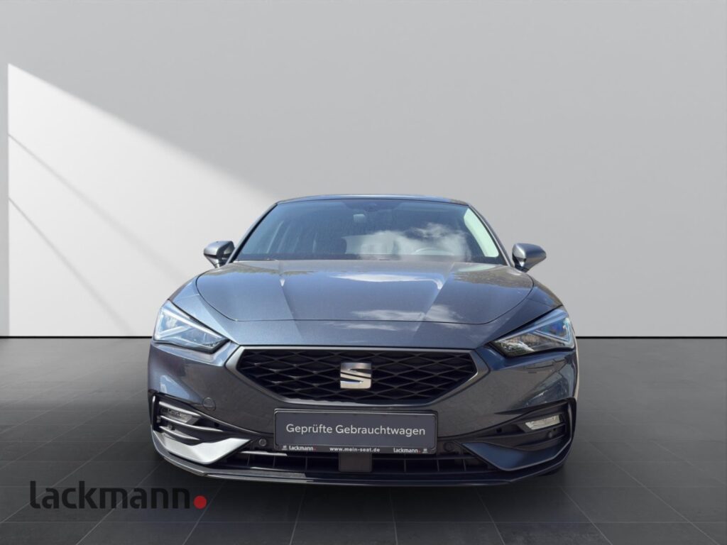 Seat Leon Exposé-Bild 2