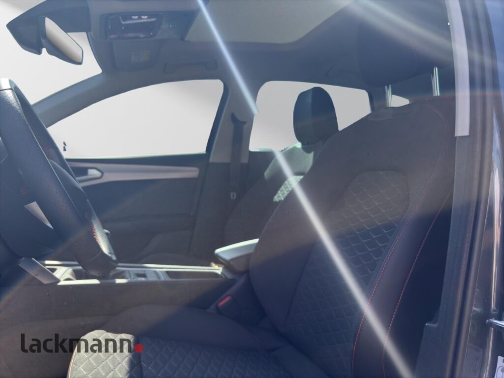 Seat Leon Exposé-Bild 8