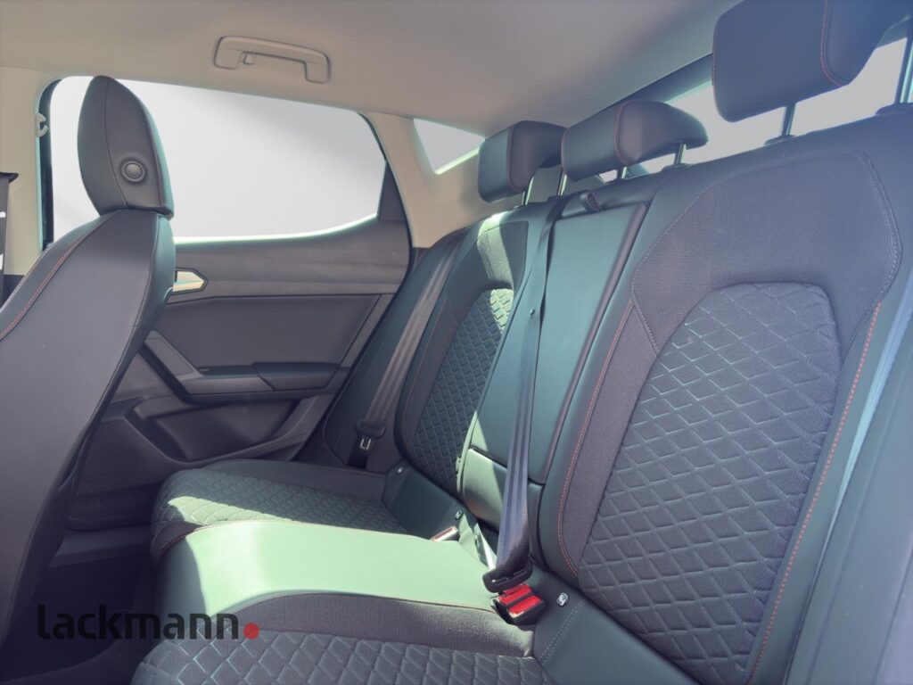 Seat Leon Exposé-Bild 9