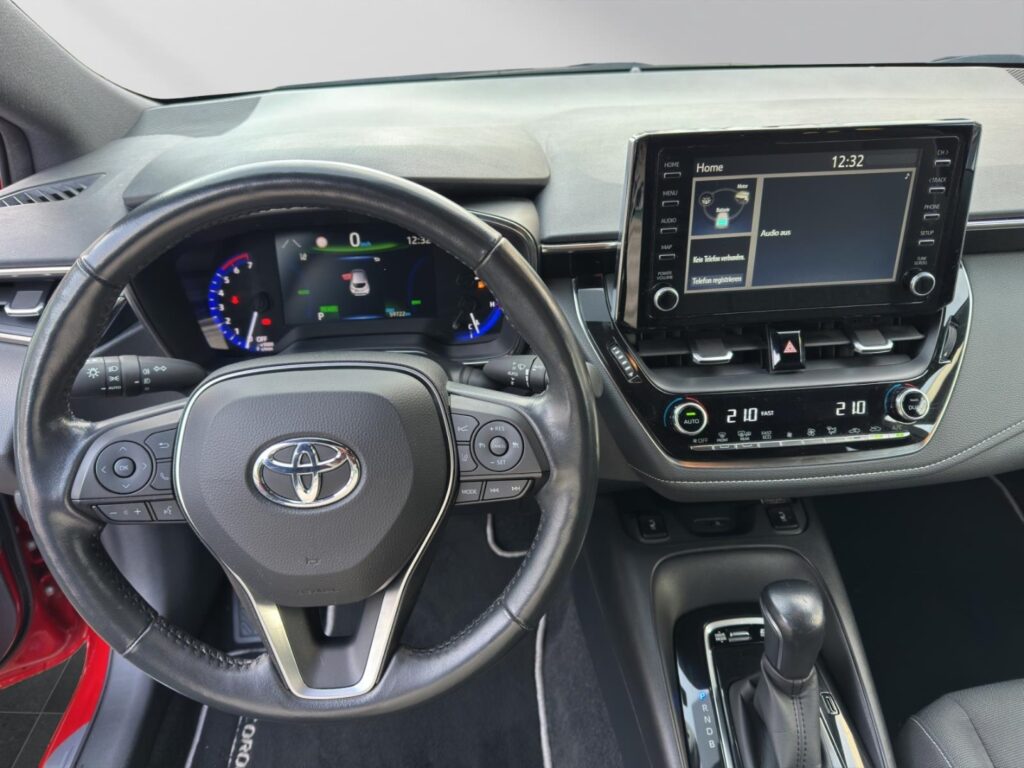 Toyota Corolla Exposé-Bild 10