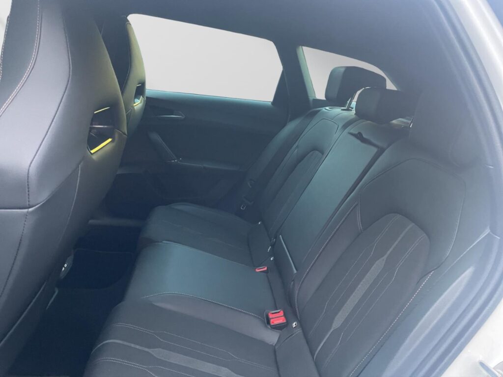 Cupra Leon Exposé-Bild 9