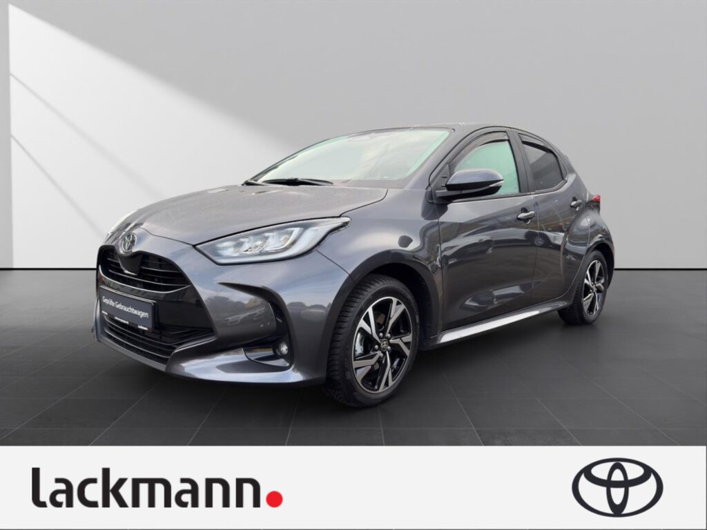 Toyota Yaris Exposé-Bild 1