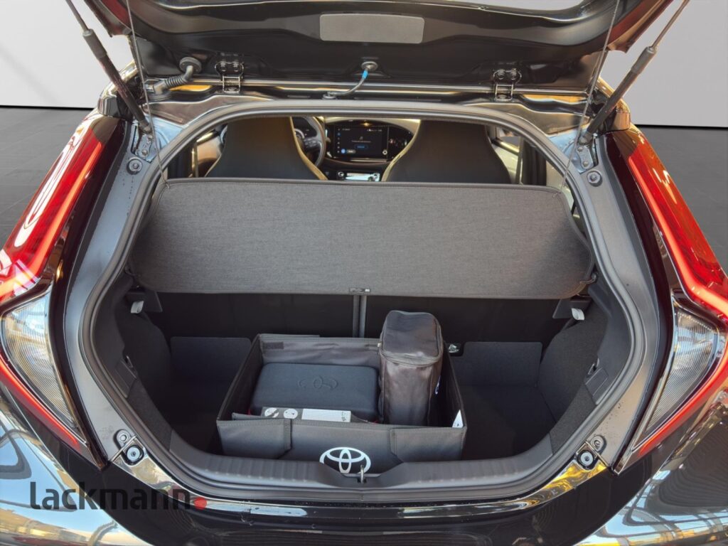 Toyota Aygo X Exposé-Bild 7