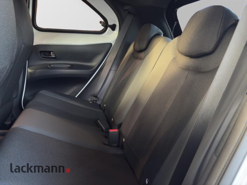 Toyota Aygo X Exposé-Bild 9