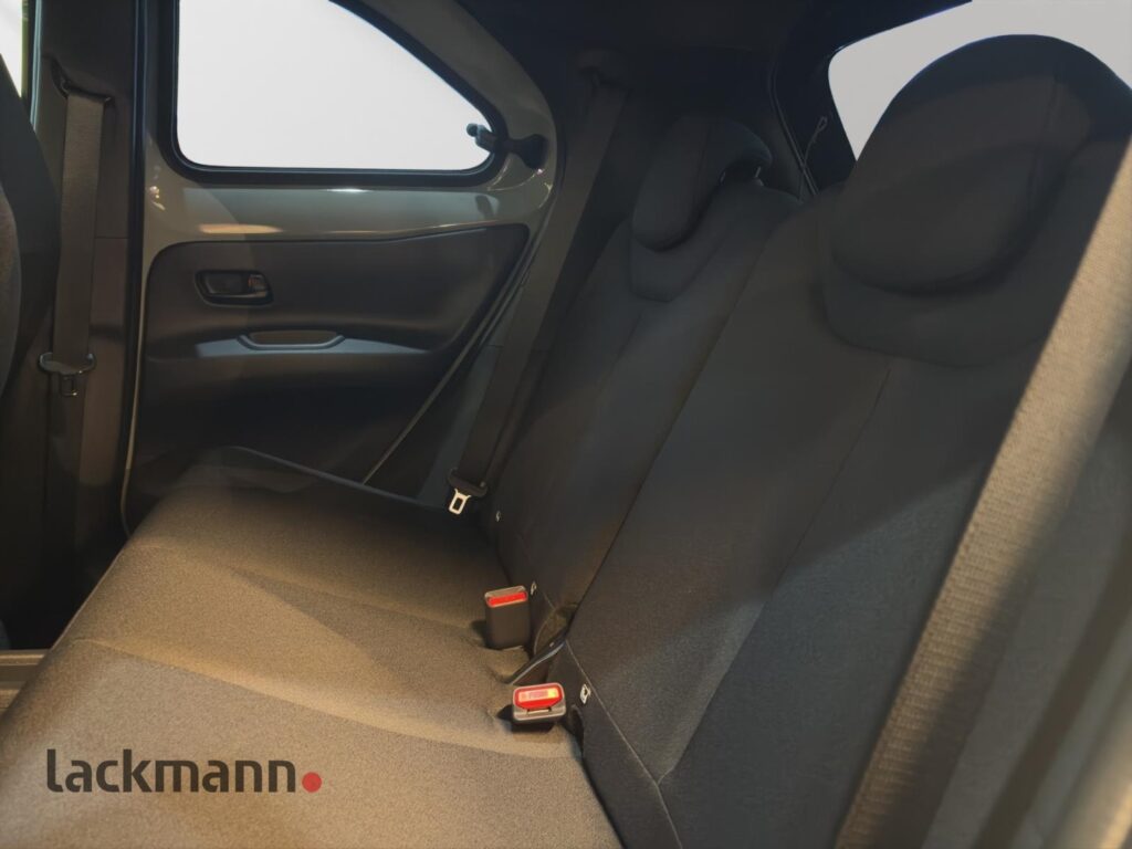Toyota Aygo X Exposé-Bild 9