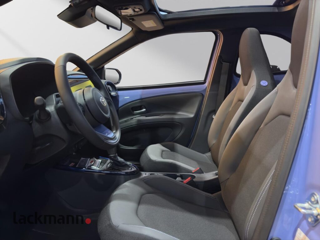 Toyota Aygo X Exposé-Bild 8