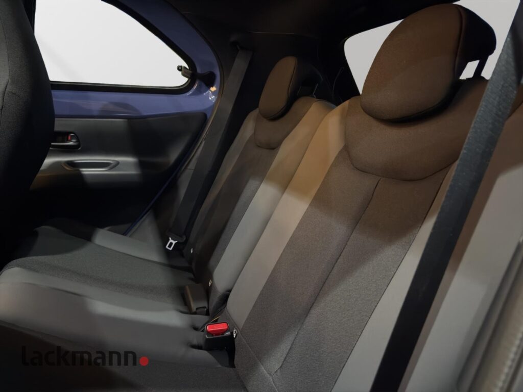 Toyota Aygo X Exposé-Bild 9