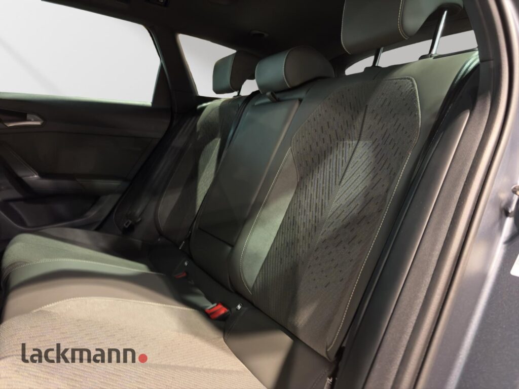 Cupra Leon Exposé-Bild 9