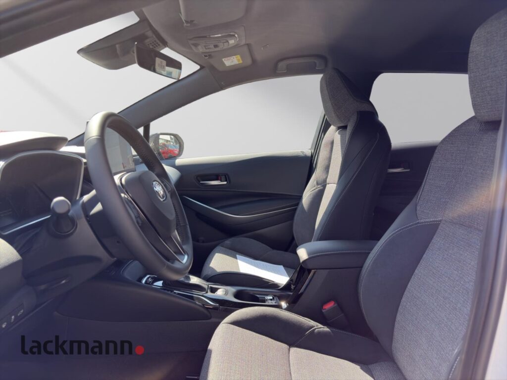 Toyota Corolla Exposé-Bild 8