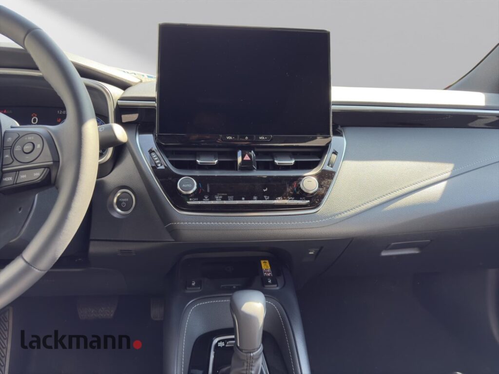 Toyota Corolla Exposé-Bild 13