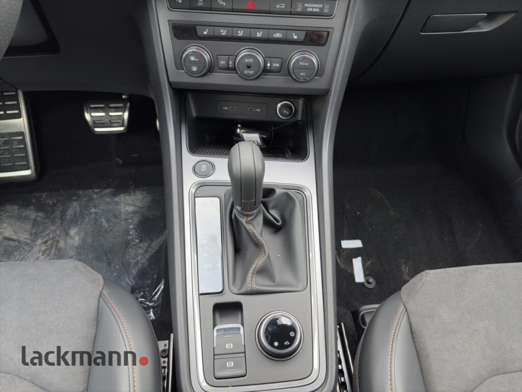 Cupra Ateca Exposé-Bild 9