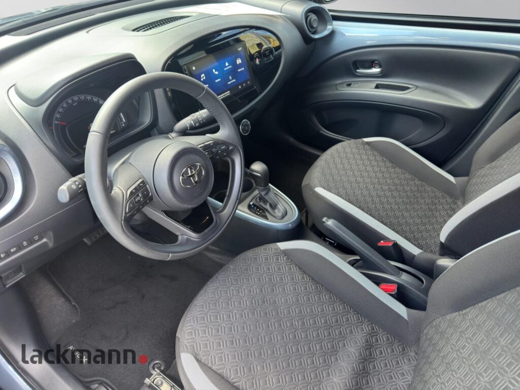 Toyota Aygo X Exposé-Bild 6
