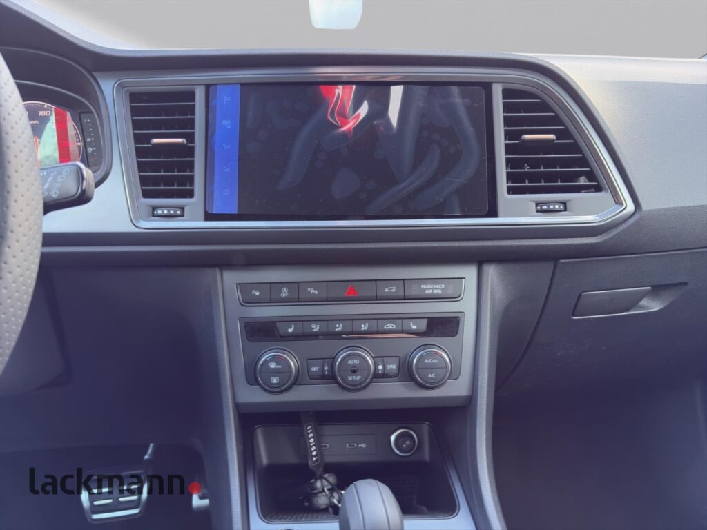 Cupra Ateca Exposé-Bild 13