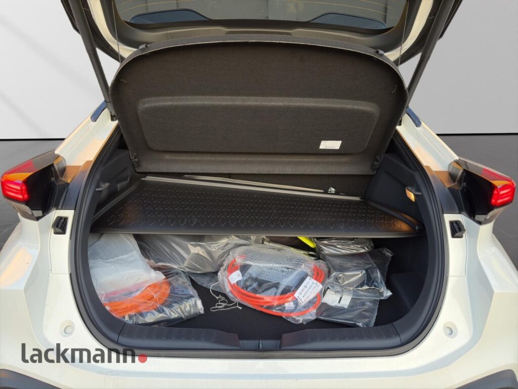 Toyota C-HR Exposé-Bild 7