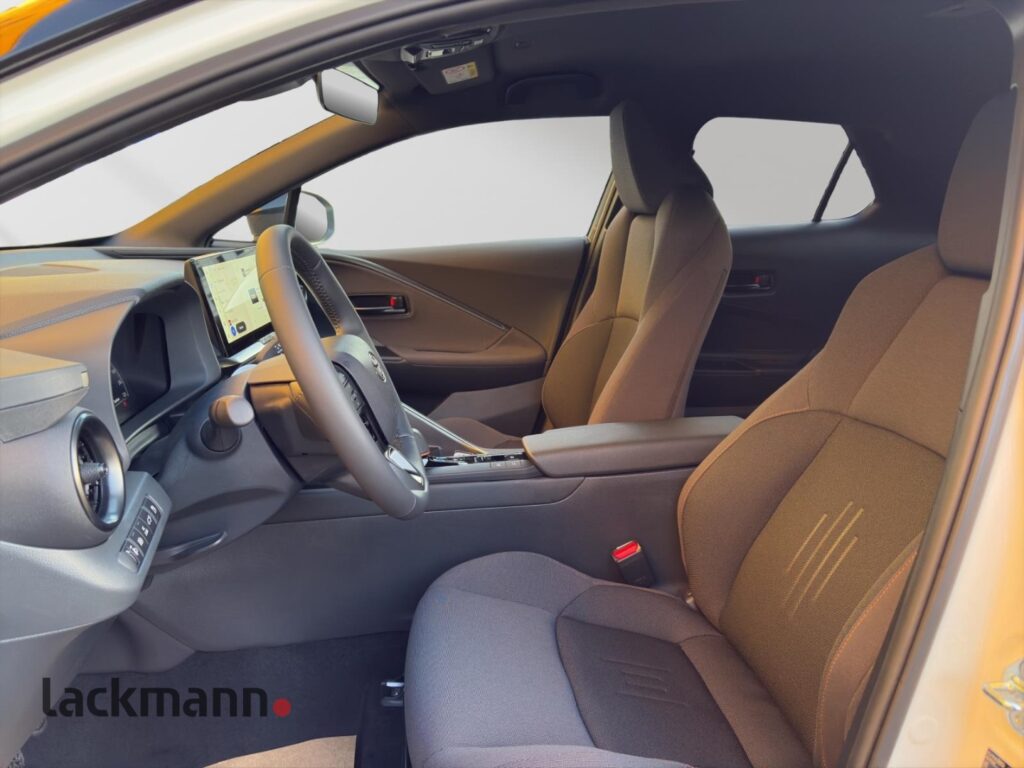 Toyota C-HR Exposé-Bild 8