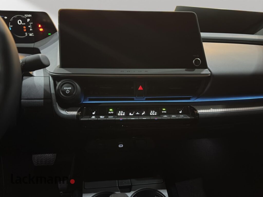 Toyota Prius Exposé-Bild 12