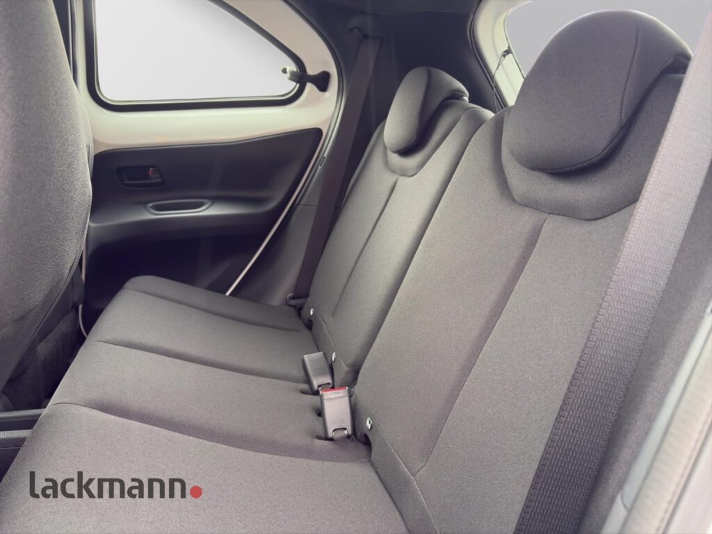 Toyota Aygo X Exposé-Bild 9