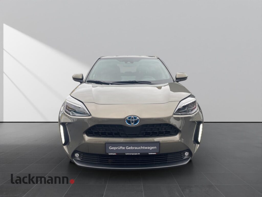 Toyota Yaris Cross Exposé-Bild 2