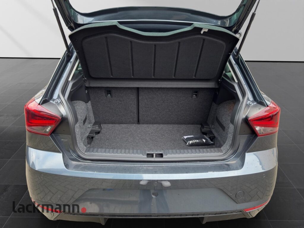 Seat Ibiza Exposé-Bild 7