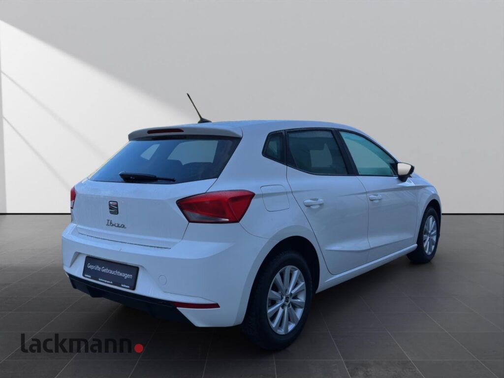 Seat Ibiza Exposé-Bild 4