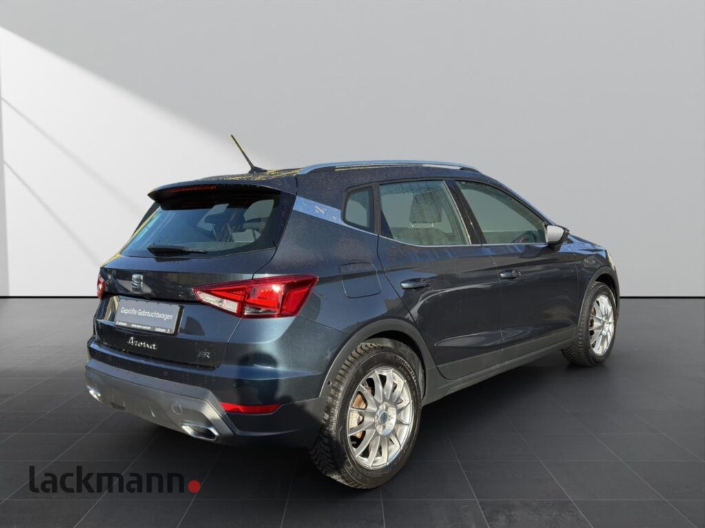 Seat Arona Exposé-Bild 4