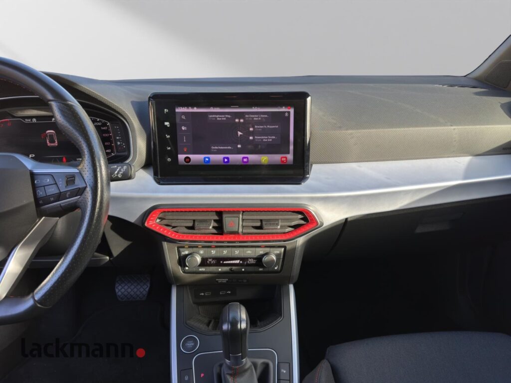 Seat Arona Exposé-Bild 12