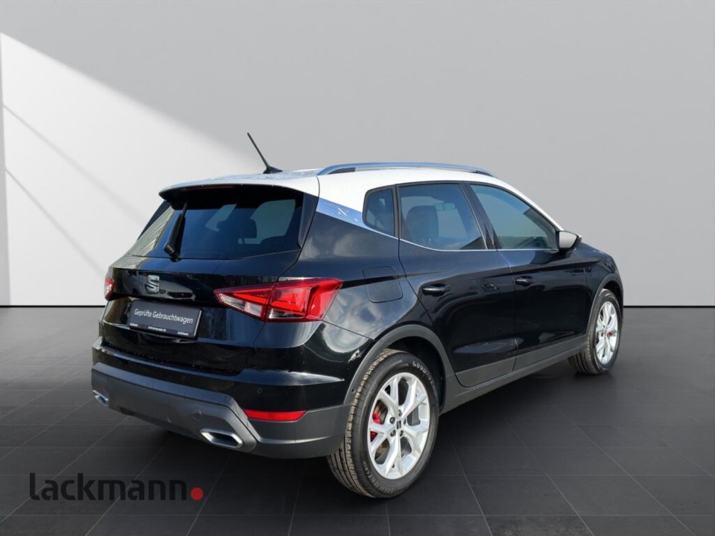 Seat Arona Exposé-Bild 3