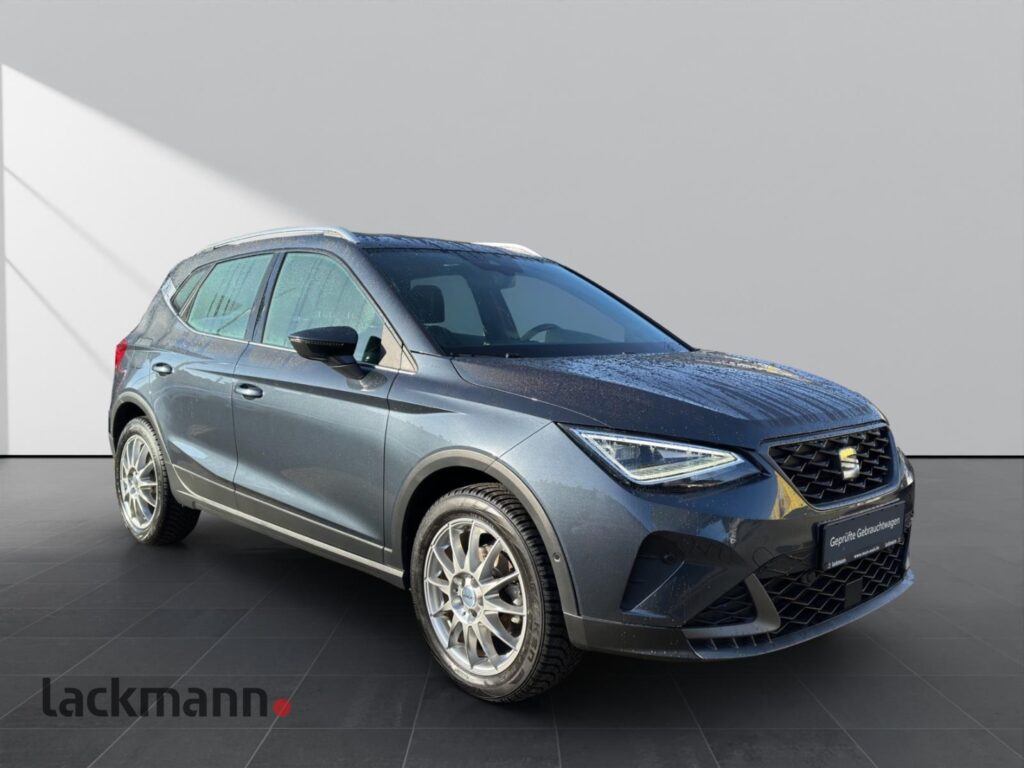 Seat Arona Exposé-Bild 3