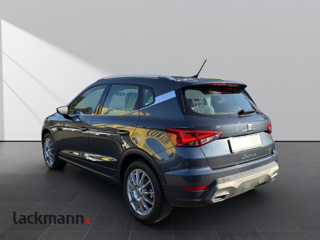 Seat Arona Exposé-Bild 5