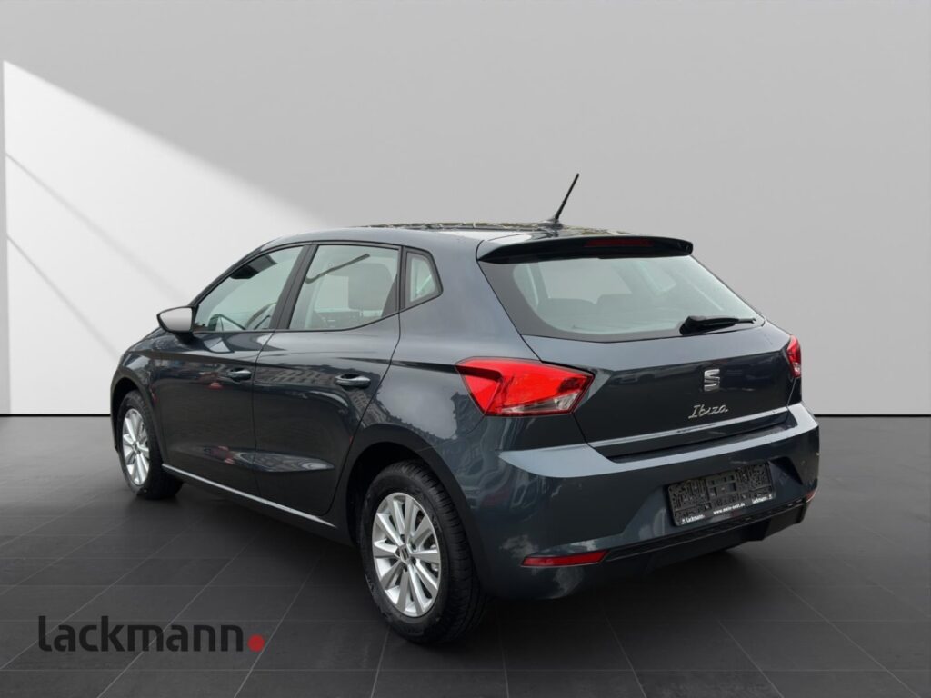Seat Ibiza Exposé-Bild 5