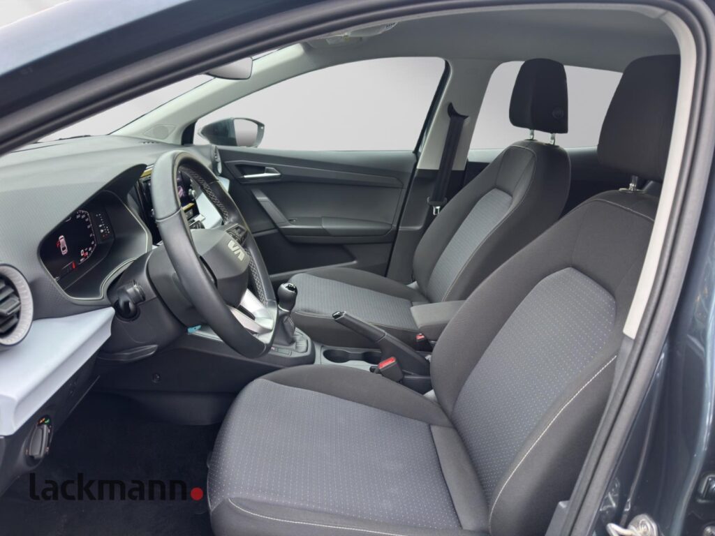 Seat Ibiza Exposé-Bild 8