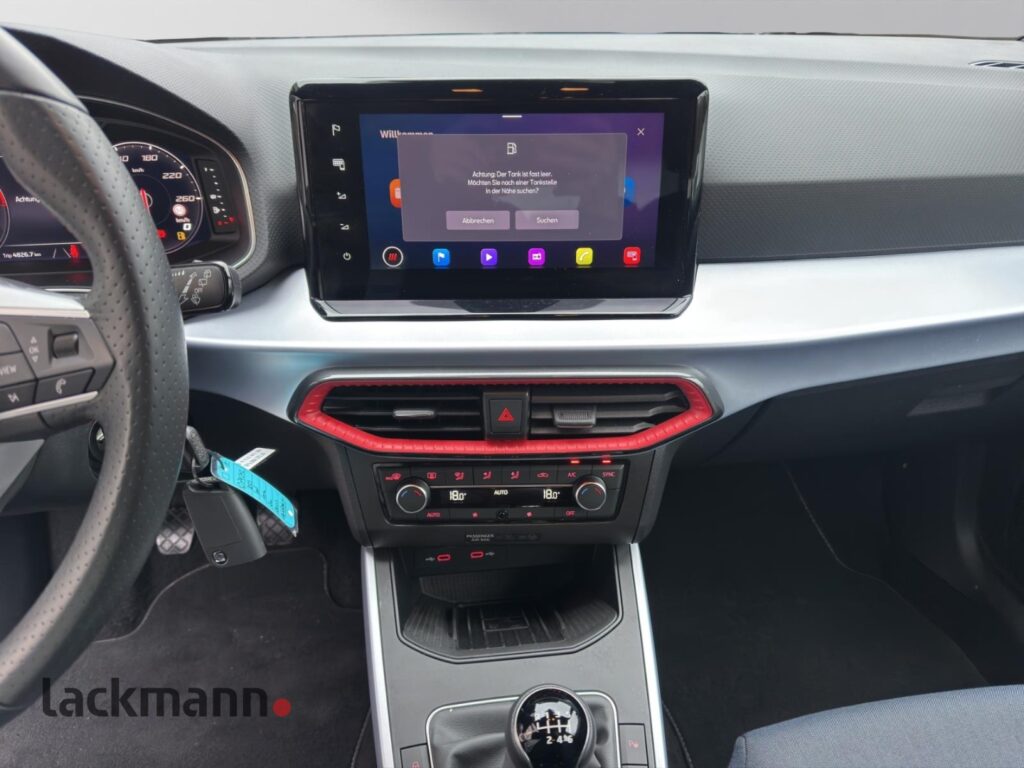 Seat Arona Exposé-Bild 12