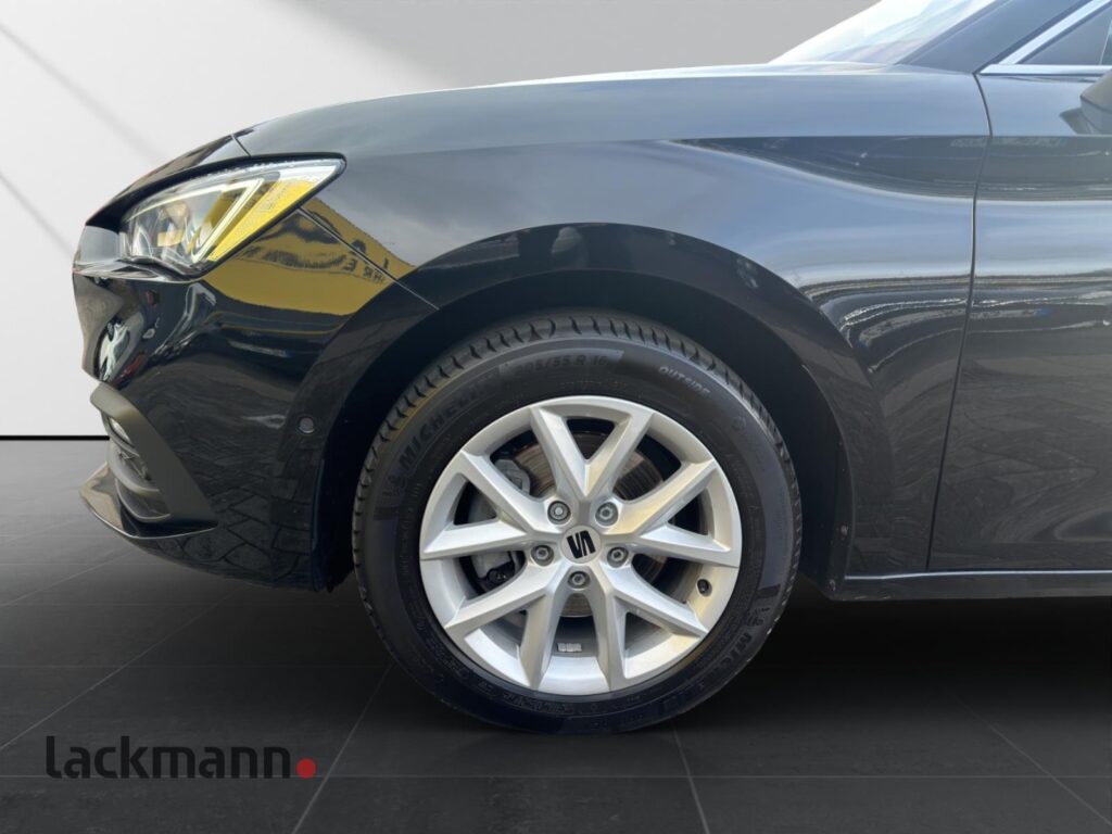 Seat Leon Exposé-Bild 11