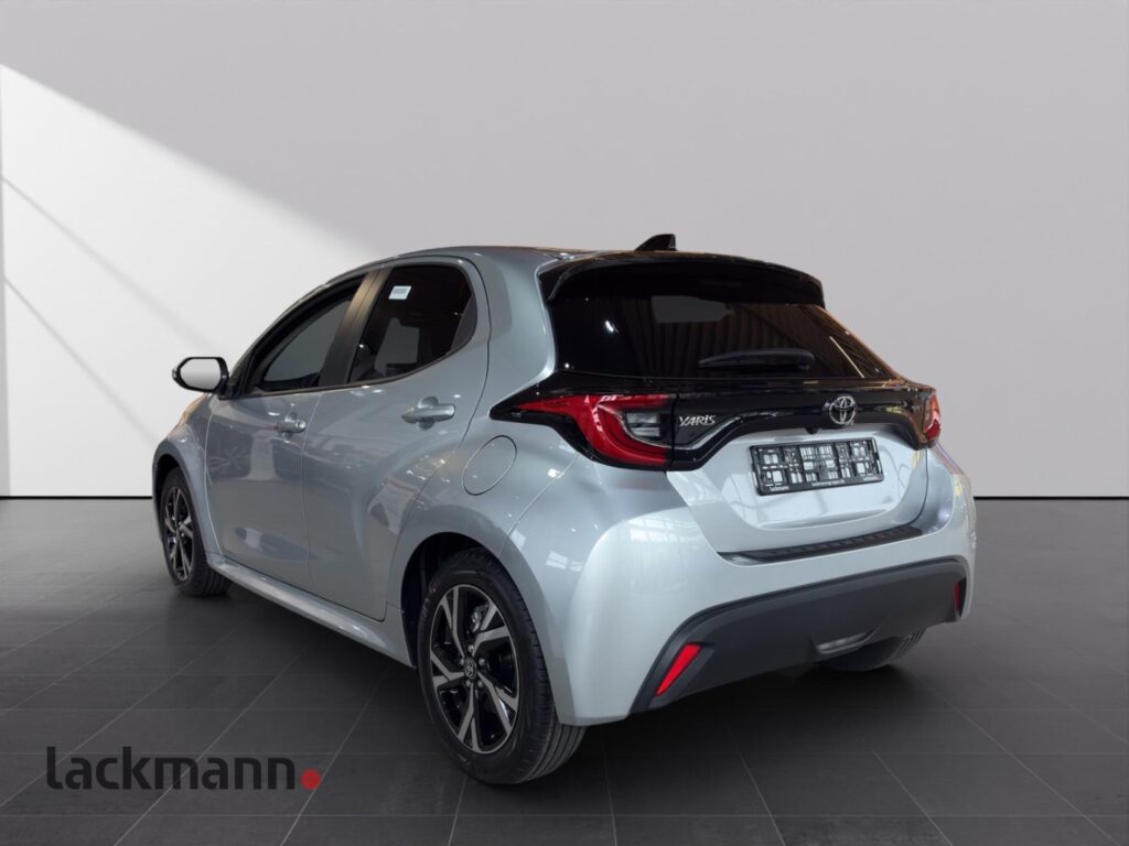 Toyota Yaris Exposé-Bild 5